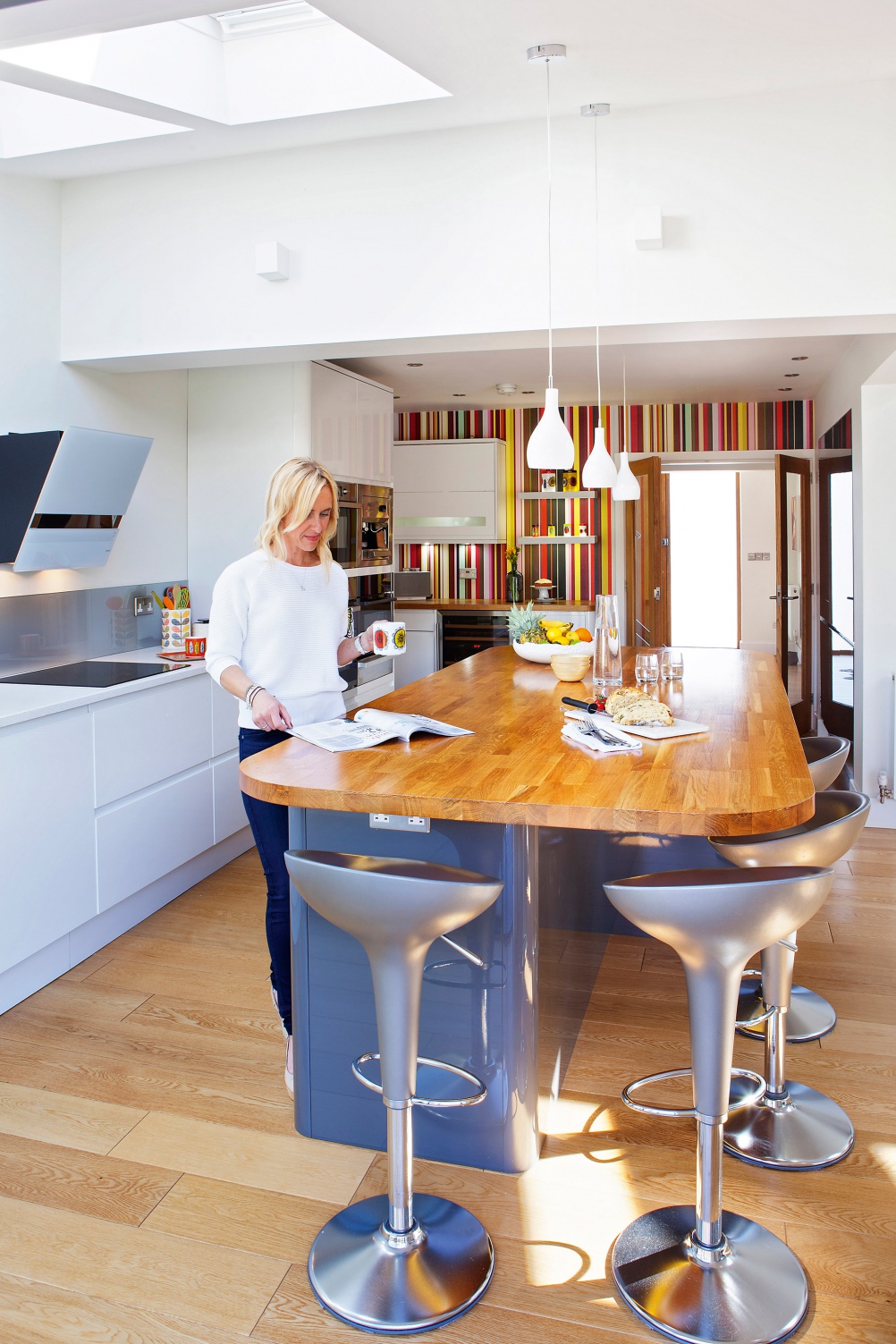 开云（中国） - 坐具|吧椅/凳子|办公家具|设计师家具|低音鼓吧椅